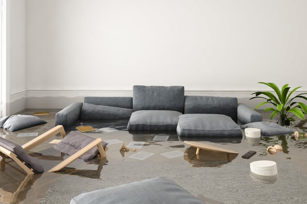 flood cleanup and restoration
