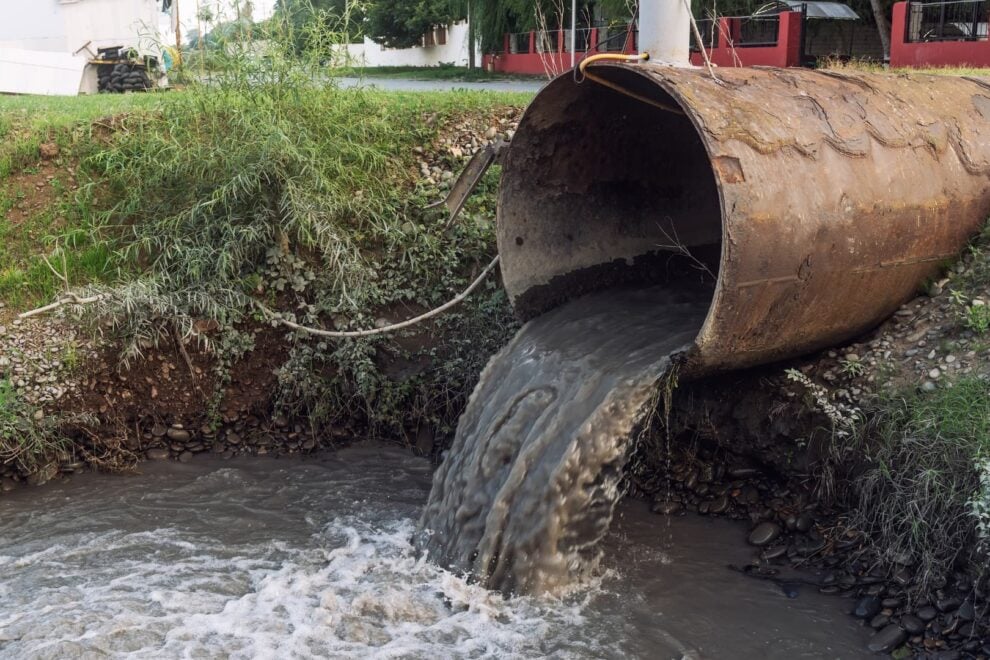 (Q3) How Dangerous Is Sewage Water in Your Home_ (banner photo)